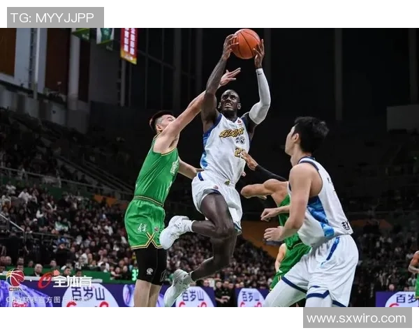 辽宁本钢与新疆篮球对决精彩视频回顾全场比赛亮点与精彩瞬间分享